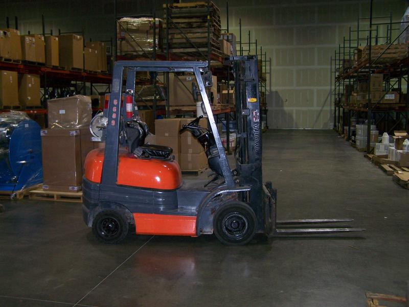 fork lift.jpg