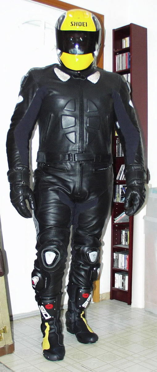 full-leathers2.jpg