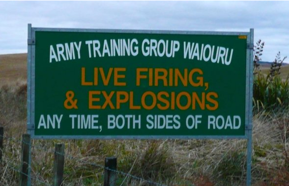 Funny-Road-Sign-New-Zealand.png