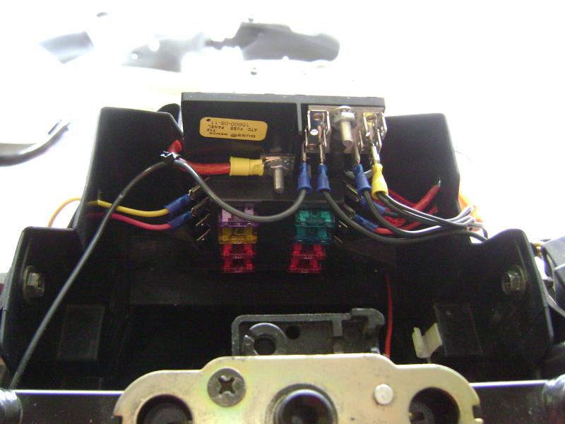 Fuse Panel 032.jpg