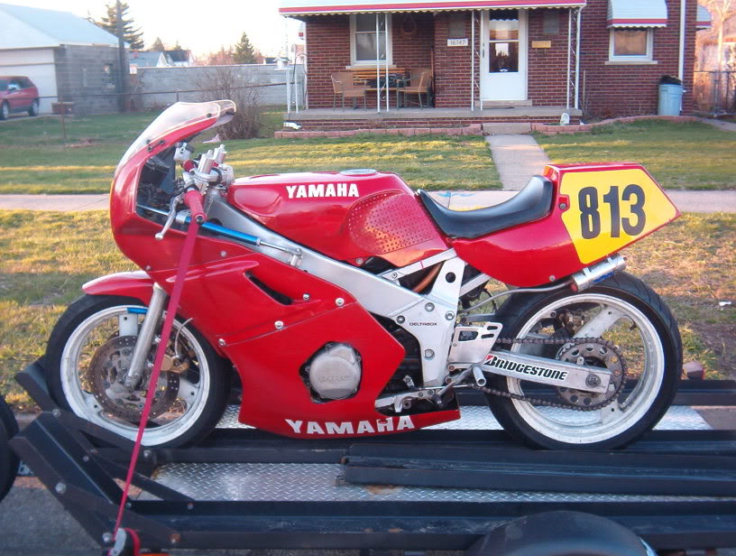 FZR400002.jpg