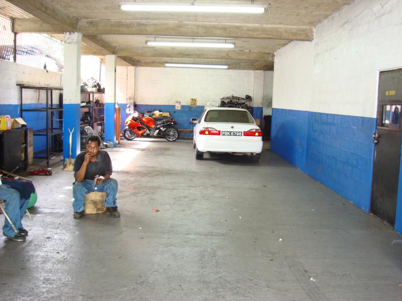 garage.jpg