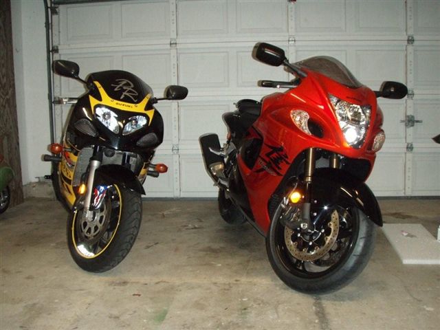 Gixxer_and_Busa_2.JPG