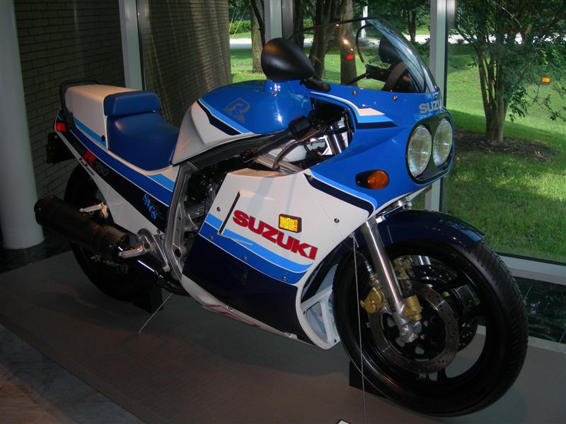 Gixxerold__Medium_.jpg