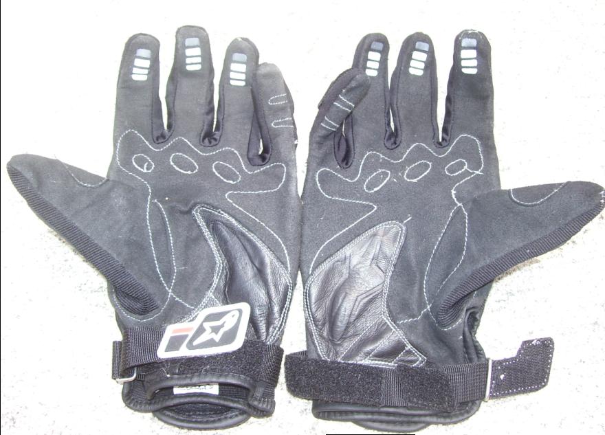 gloves2.JPG