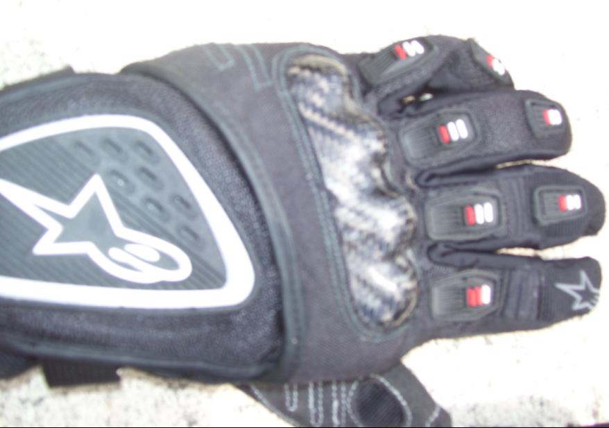 gloves3.JPG