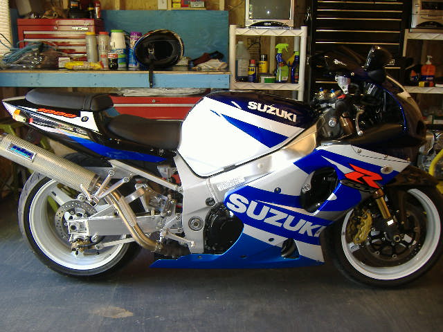 gsxr1000_014.jpg