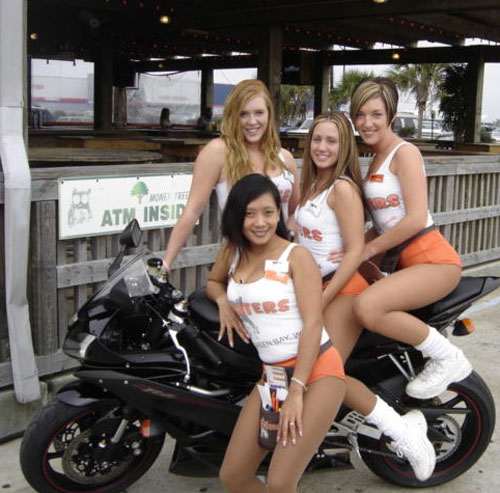 Hooter_Girls_053.jpg