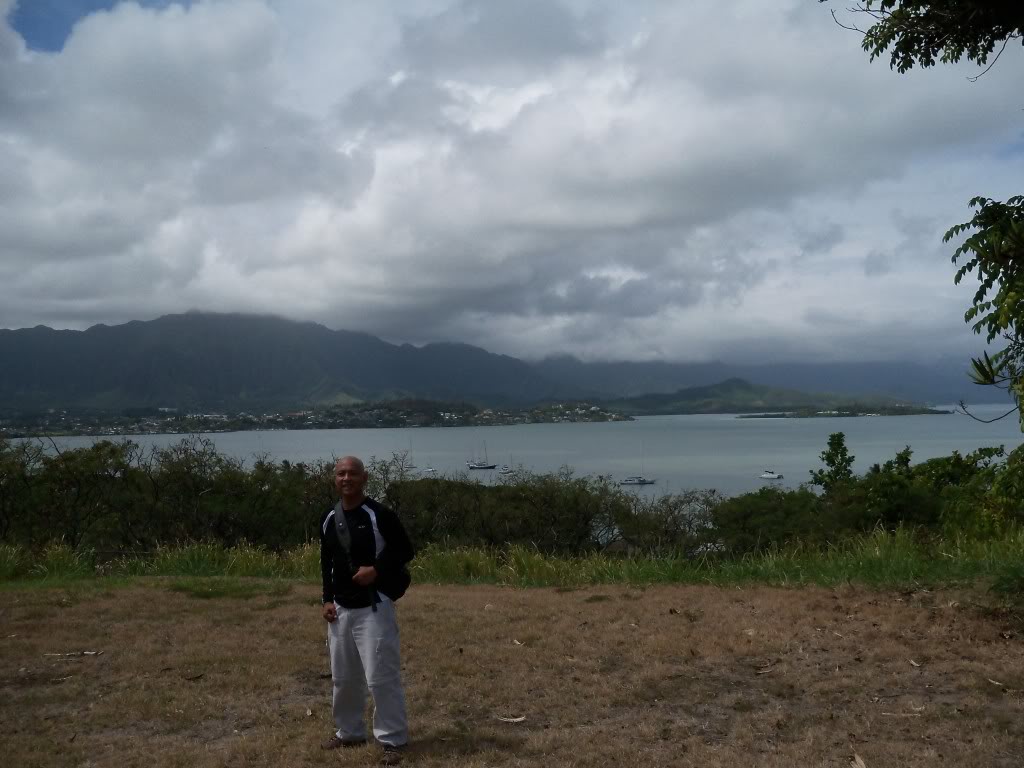 IwoJimaMonumentKANEOHE11.jpg