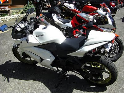 kawasaki ninja 250r white2.jpg