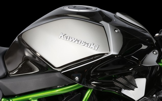 kawasaki-ninja-h2r-14.jpg