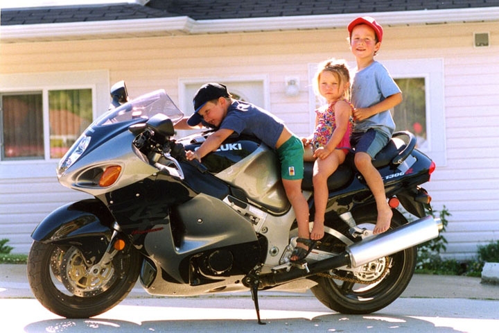 kids-on-hayabusa.jpg