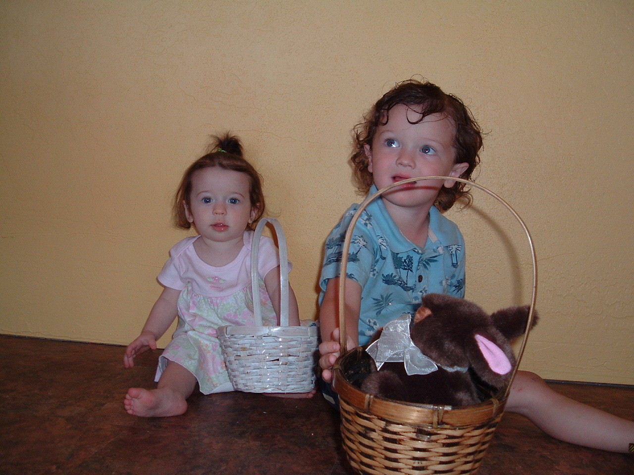 kids_on_Easter_opto.jpg