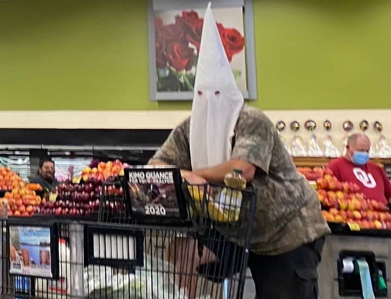 Klan 2020 produce.jpg