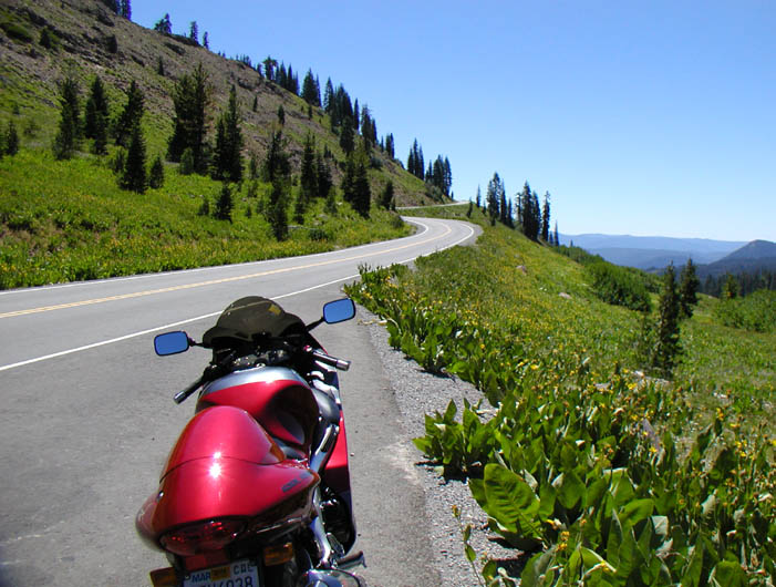 Lassen_hwy44_005.jpg