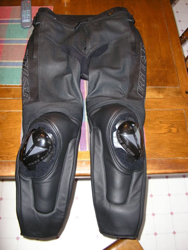 Leathers004.jpg