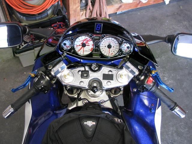 Levers 004.jpg