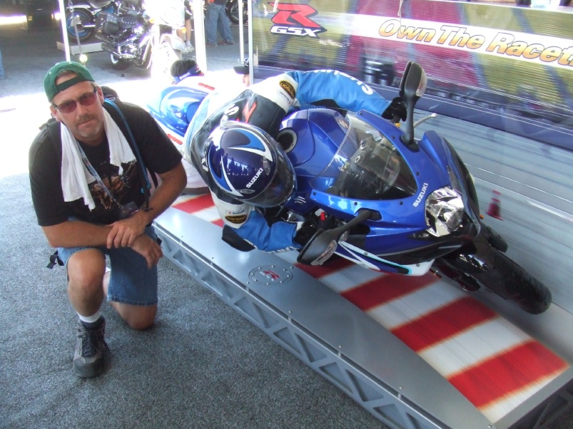 moto_GP_7_22_06_38__2_.jpg