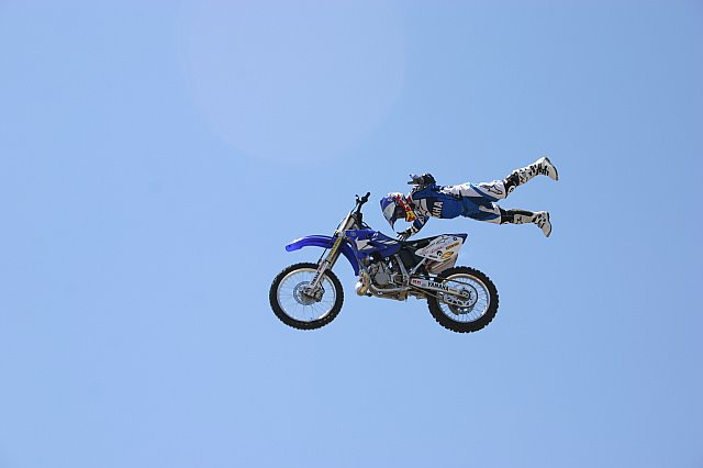 motorcross_fly.jpg