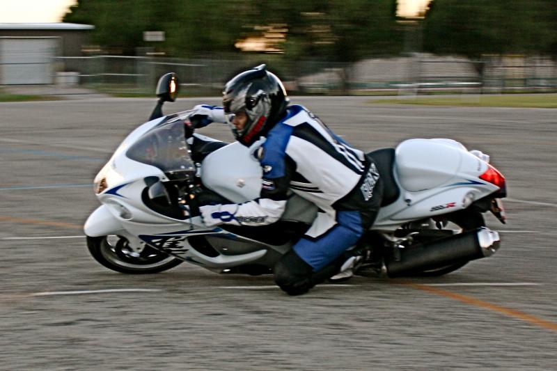 Motorcycle knee down-1.jpg