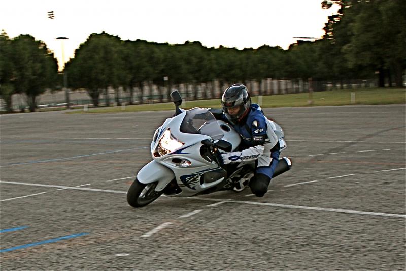 Motorcycle knee down-9.jpg