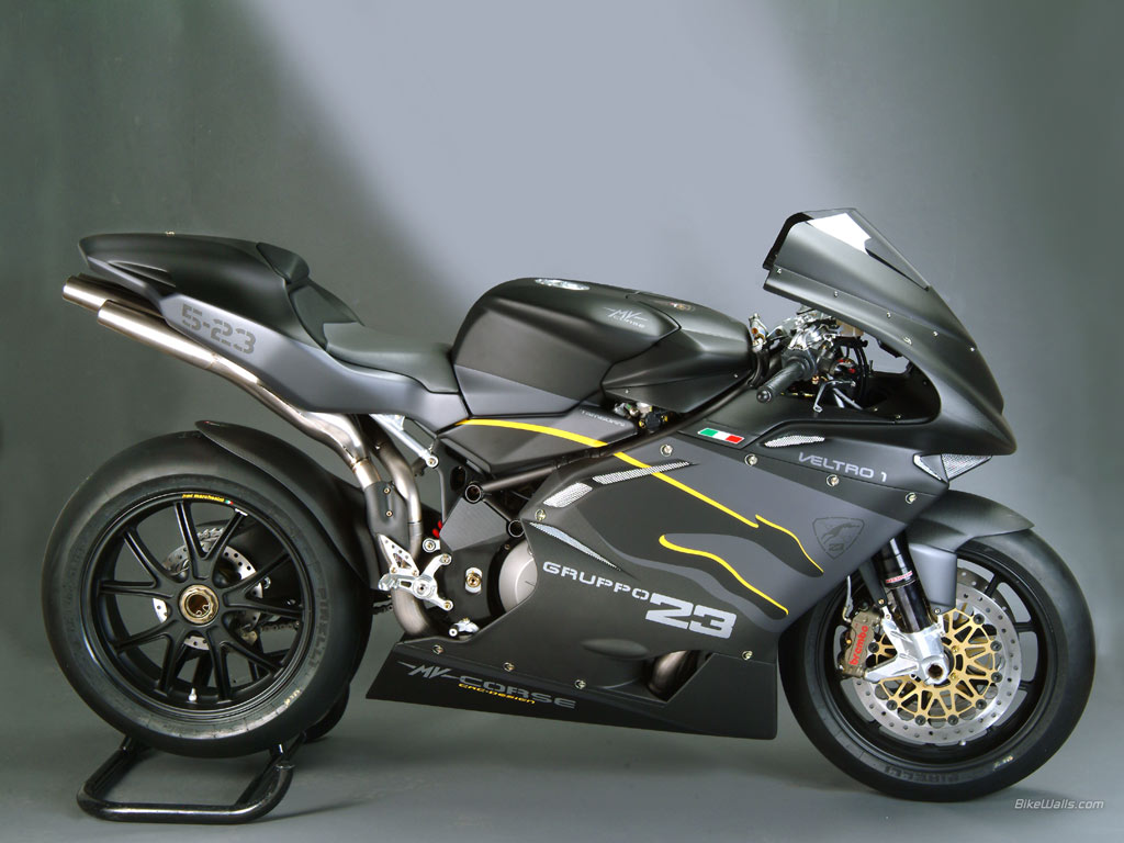 MV-Agusta-F4-1000-Veltro-2006-01.jpg