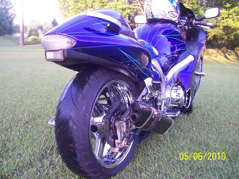 My Busa with the Yoshimura TRC-D pipe 050610 006smaller.jpg