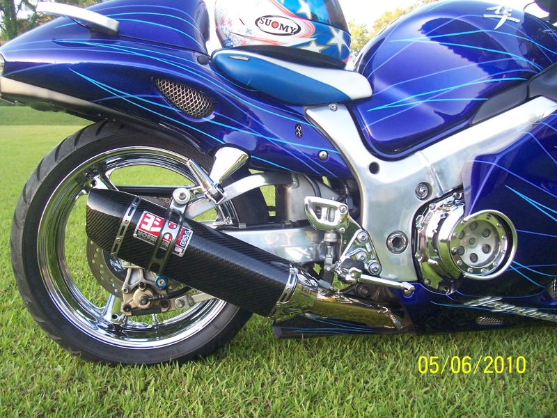 My Busa with the Yoshimura TRC-D pipe 050610 020smaller.jpg