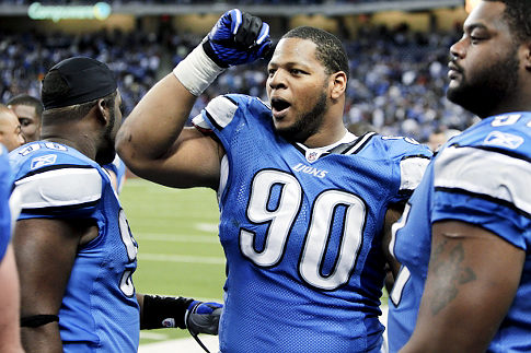 ndamukong_suh_football_values.jpe