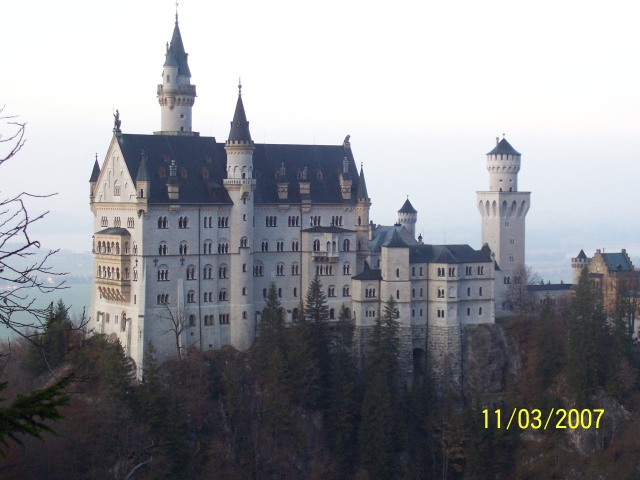 Neuschwanstein.jpg