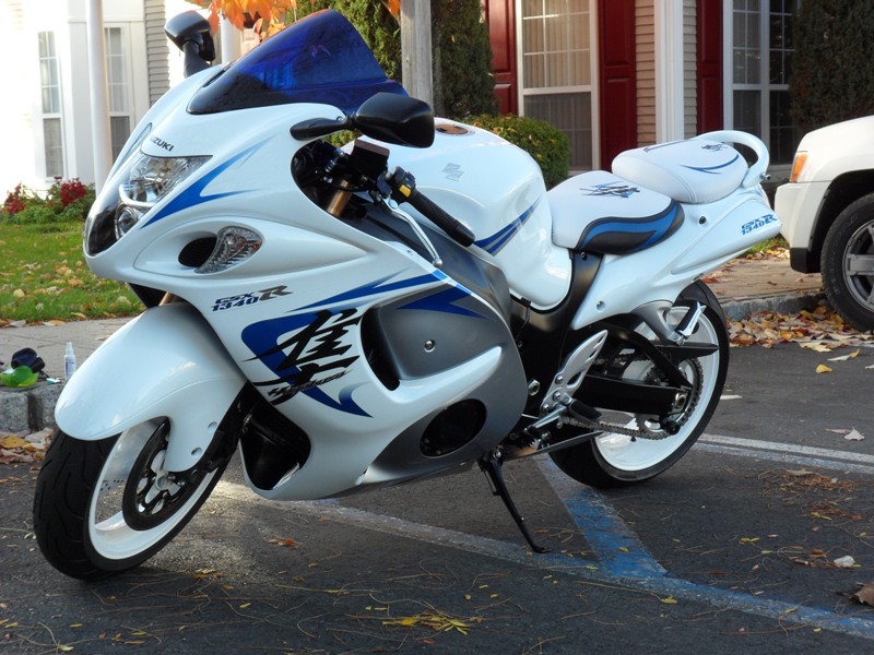 new busa pics 006.JPG