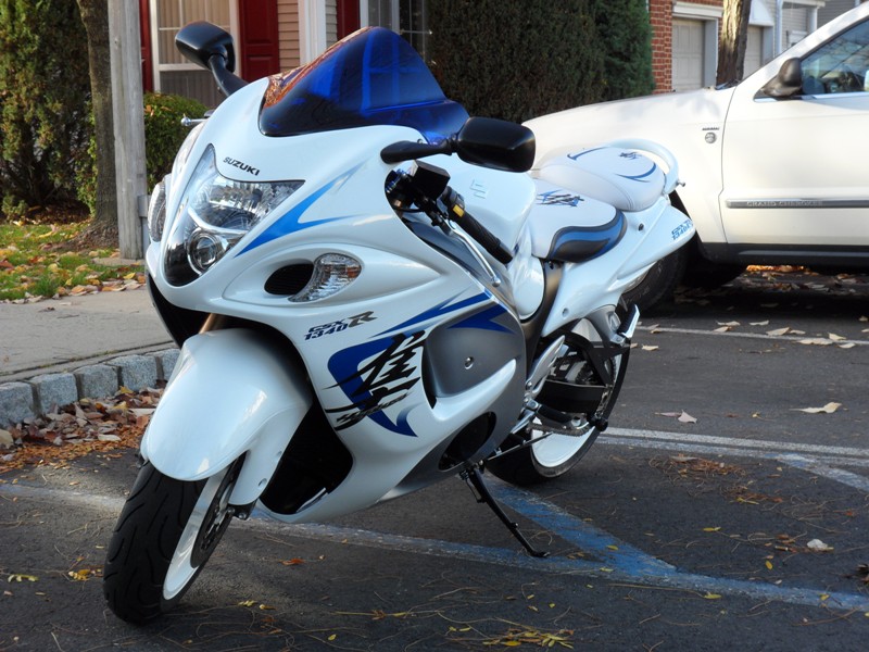 new busa pics 007.JPG