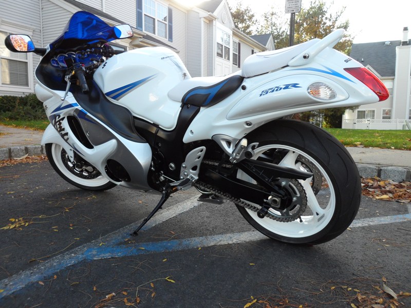 new busa pics 009.JPG