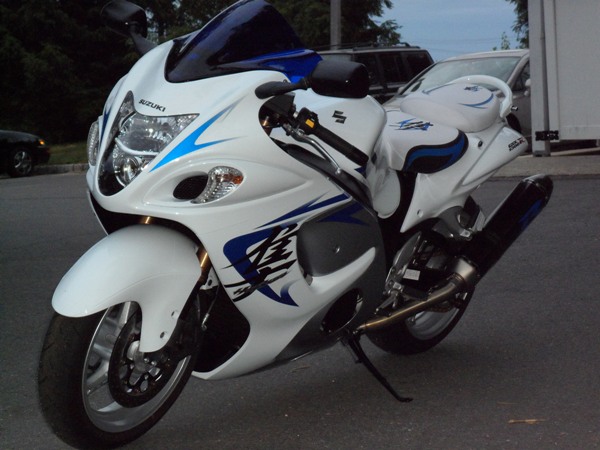 new busa pics 013.JPG