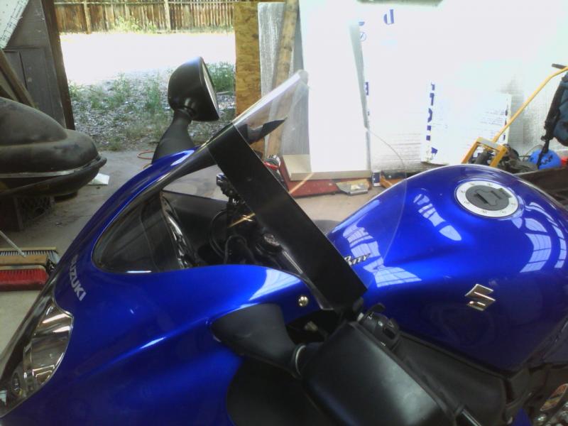 now busa windscreen 012.jpg