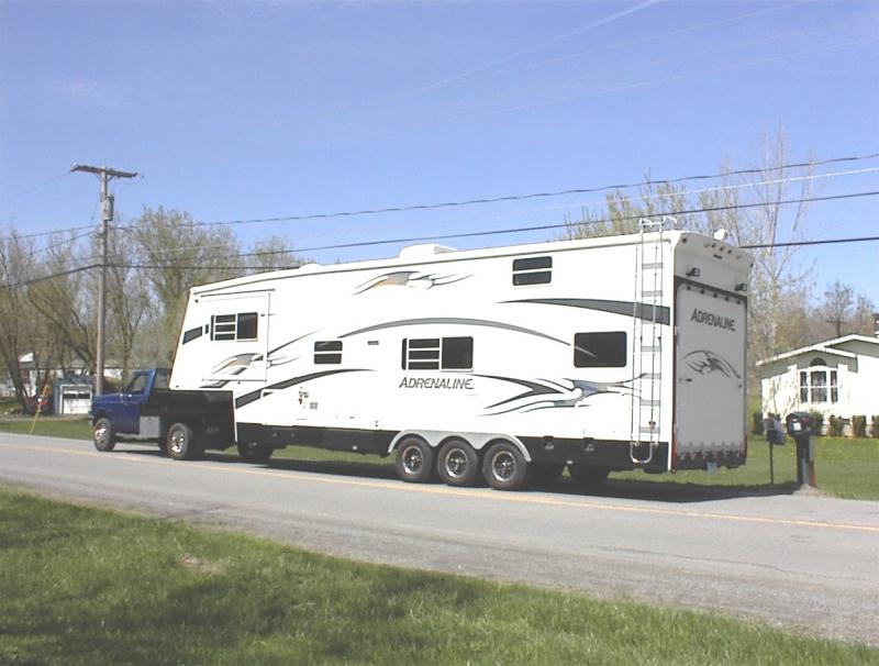 Our new Coachmen Camper 12112008 001.jpg