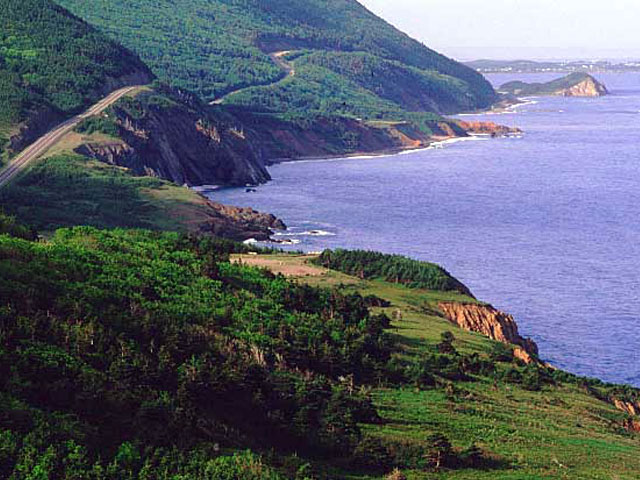 pic_wonder_cabot_trail_lg.jpg