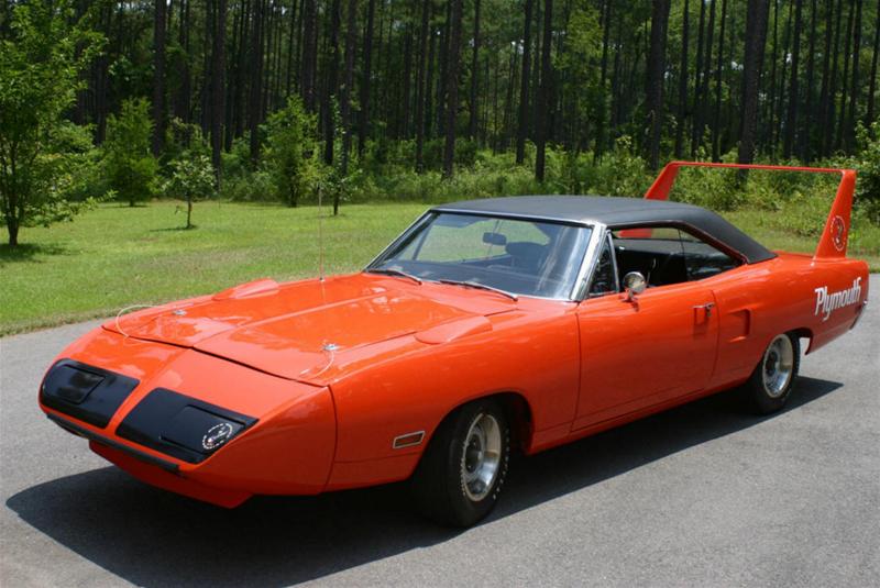 Plymouth-Road-Runner-Superbird-lg.jpg