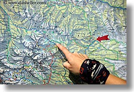 pointing-at-map-of-hiking-trails-1.jpg