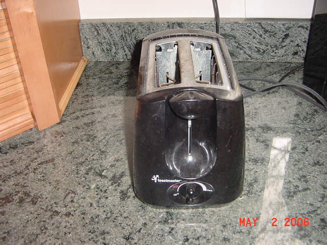 post_12_80303_toaster.jpg