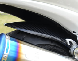 r_fender.jpg
