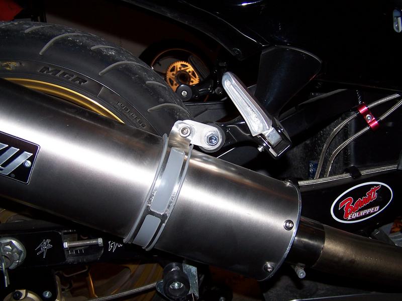 rear foot peg plug& exhaustmount 002.jpg