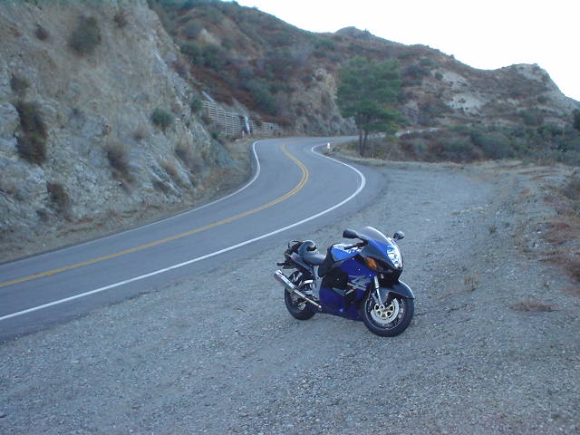 Sand_Canyon_w_Busa.JPG