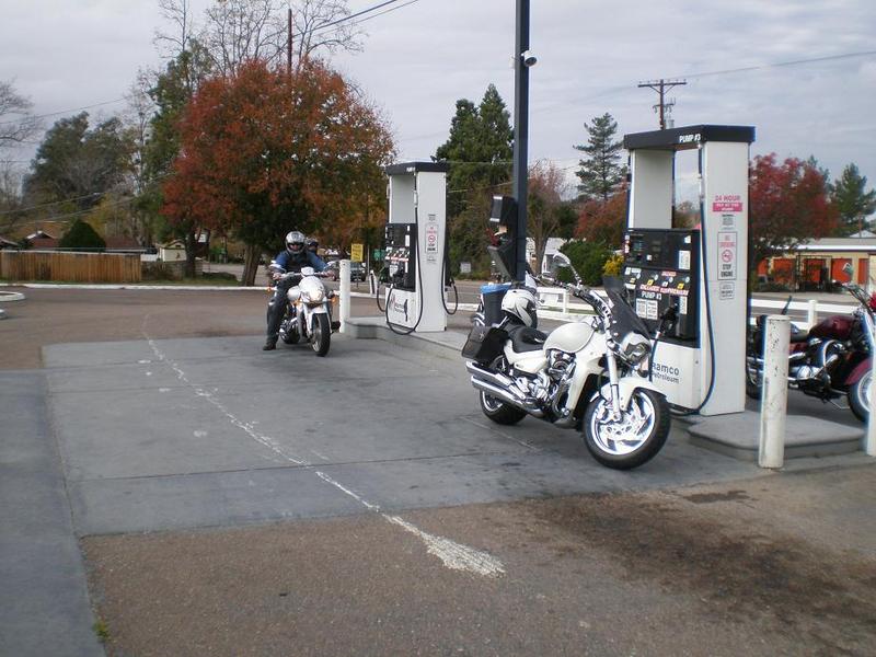 Santa Ysabel Gas Station 2.jpg