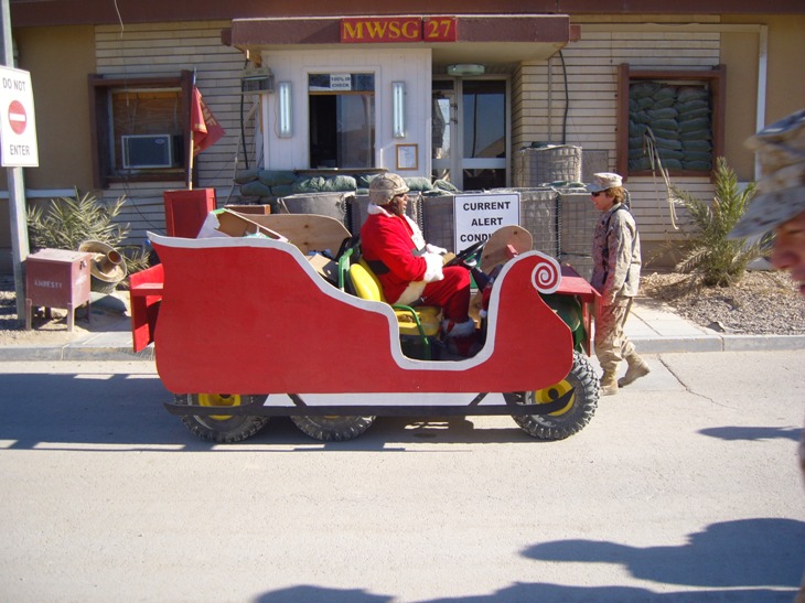 santa_and_sled.JPG