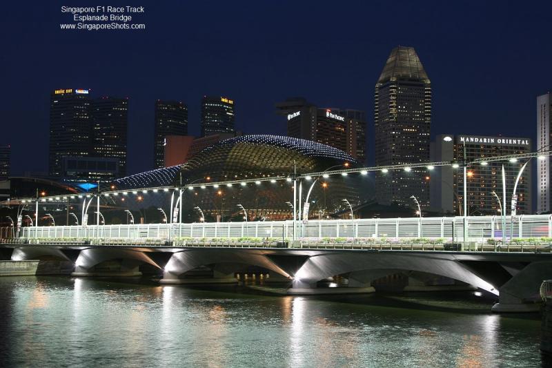 singapore-f1-race-track-esplanade-bridge-3.jpg