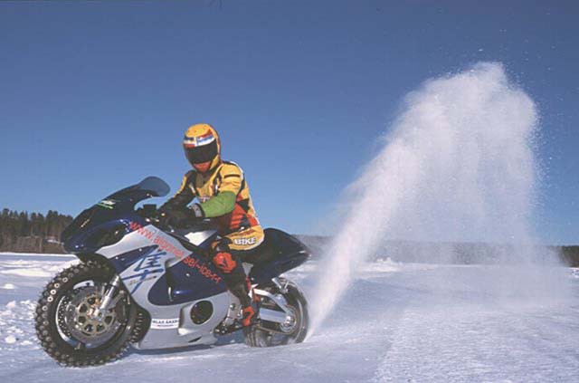 Snow_Busa_4.jpg