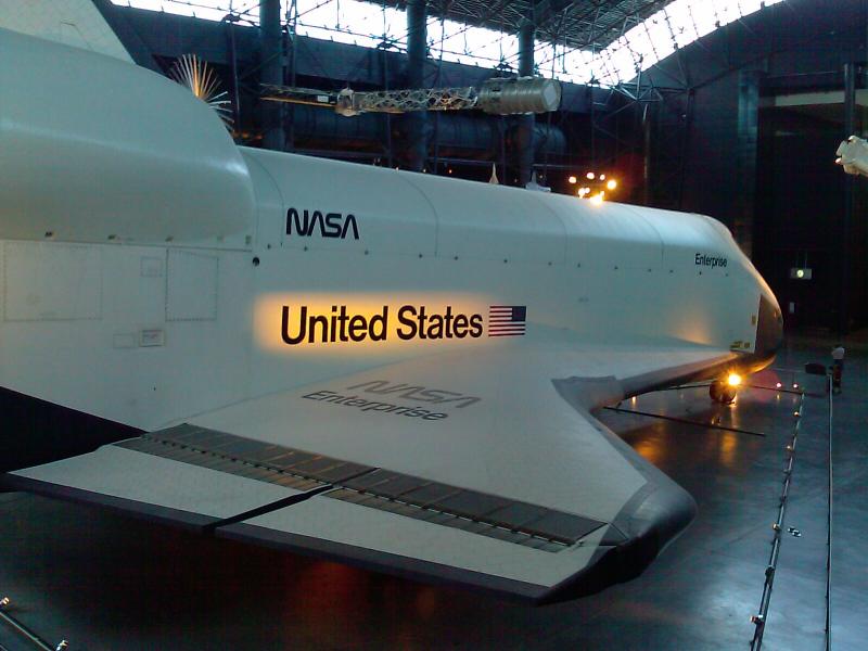 SpaceShuttle_Enterprise_04.jpg