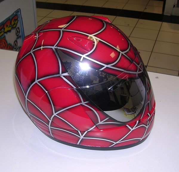 spiderman_helmet1.jpg