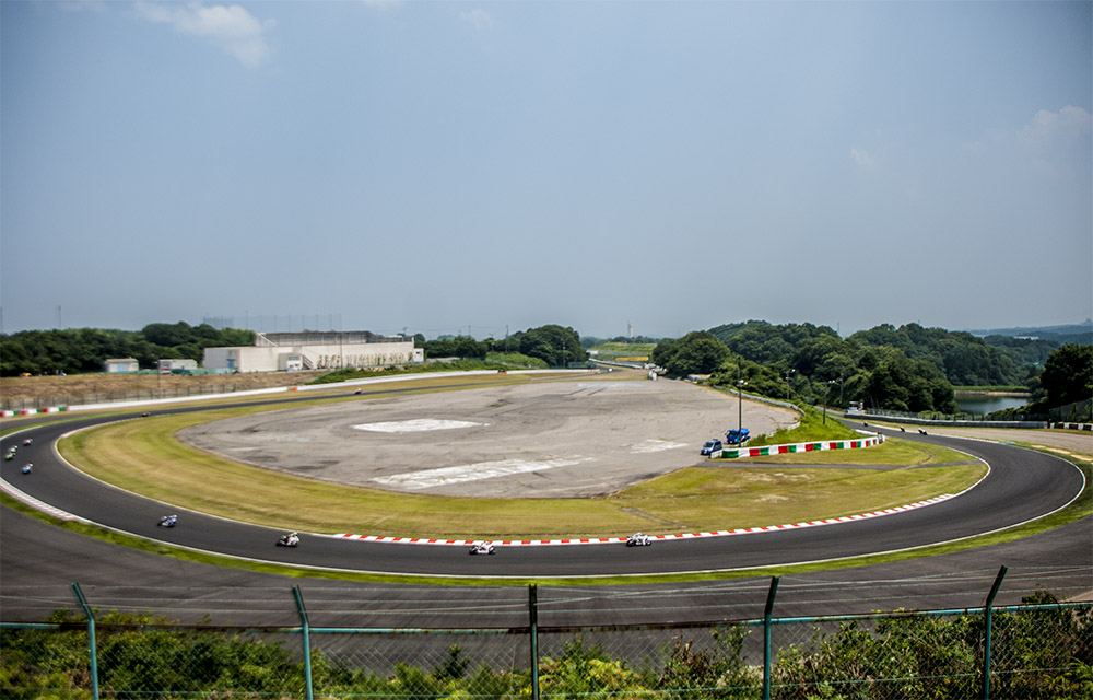 Suzuka2_zps56977800.jpg